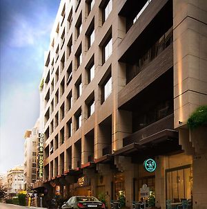 Gems Hotel Beiroet Exterior photo