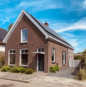 Vrijstaande gezinswoning met ruime tuin Villa Zwolle  Exterior photo