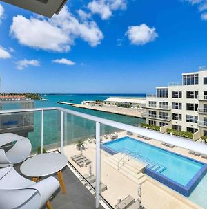 *New* 2Bd 2Bath Apt With Ocean View, Pool, Gym Appartement Oranjestad Exterior photo