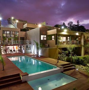 Dynasty Forest Sandown Serviced Apartments & Self Catering Hotel Johannesburg Exterior photo