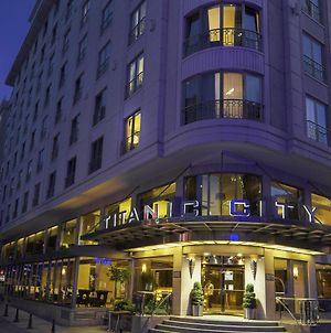 Titanic City Taksim Hotel Istanboel Exterior photo