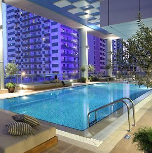 Ramada By Wyndham Dubai Barsha Heights Hotel Exterior photo