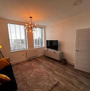 Birmingham Luxury 1 Bed Fully Furnished Apartment Exterior photo