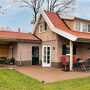 Awesome Home In Hoge Hexel With 3 Bedrooms, Sauna And Wifi Exterior photo