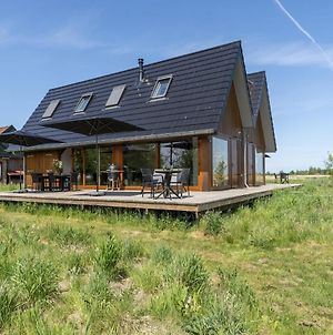 Beautiful Holiday Home On Private Island Goëngahuizen Exterior photo