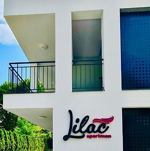 Lilac Apartman Appartement Balatonlelle Exterior photo