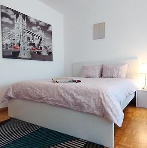 Studio, 4-7 Mins To Bern Main Station By Train Appartement Exterior photo