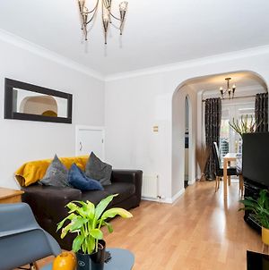 Pass The Keys Homely 2Bed House Near City Centre And Airport, With Private Garden Edinburgh Exterior photo