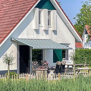 Beautiful home in Sint Nicolaasga with WiFi&3 Bedrooms Exterior photo
