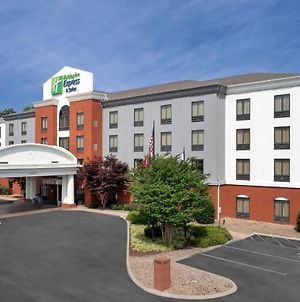 Holiday Inn Express & Suites Knoxville-Clinton Exterior photo