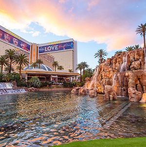 The Mirage Resort And Casino Las Vegas Exterior photo