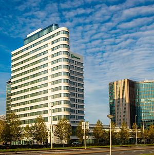 Holiday Inn Express Amsterdam - Arena Towers Exterior photo