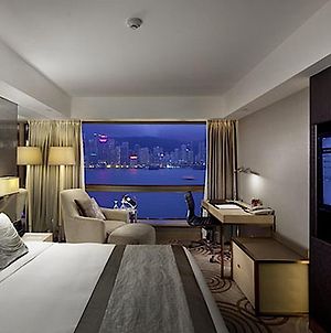 The Royal Garden Hotel Hongkong Exterior photo