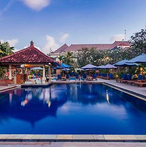Kuta Puri Bungalows, Villas And Resort Exterior photo