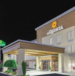 La Quinta Inn & Suites By Wyndham Knoxville North I-75 Powell Exterior photo