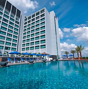 Royale Chulan Damansara Hotel Petaling Jaya Exterior photo