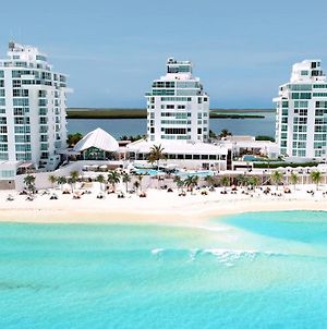 Oleo Cancun Playa Hotel Exterior photo