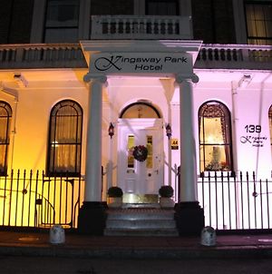 Kingswaypark Hotel At Park Avenue Londen Exterior photo