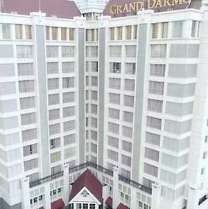 Grand Darmo Suite By Amithya Surabaya Exterior photo
