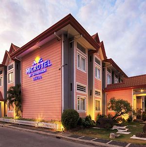 Microtel By Wyndham Davao City Exterior photo