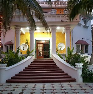 Mansion Giahn Bed & Breakfast Cancún Exterior photo