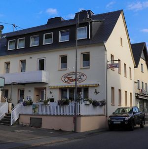 Gastehaus - Cafe Frank Bed and Breakfast Antweiler Exterior photo