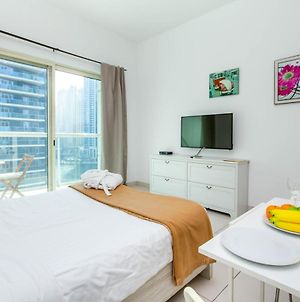 Bespoke Holiday Homes - Studio Apartment With Marina View Dubai Exterior photo