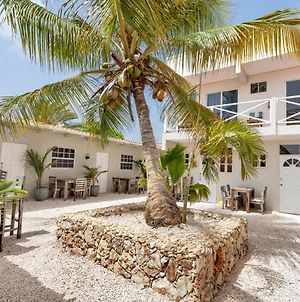 The Hut Bonaire Hotel Playa Exterior photo