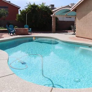 Family Fun Home With Pool Near Heritage Park Las Vegas Exterior photo