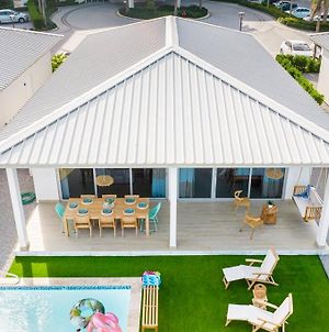 3 Bdrm 2 Bath Villa With Private Pool- Azure Beach Residences Palm Beach Exterior photo