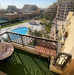Studio -Private Beach & Pool & Bbq -Wifi Available Appartement Ras al-Khaimah Exterior photo