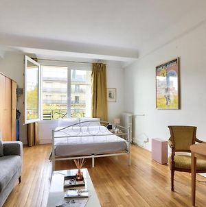 Bright Accommodation For 4 Near The Eiffel Tower Parijs Exterior photo