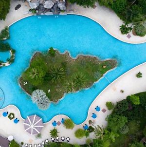 Duangjitt Resort And Spa - Sha Plus Patong Exterior photo