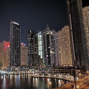 Huge Apartment In The Heart Of Dubai Marina - 2 Bedrooms + Sofa Bed Exterior photo