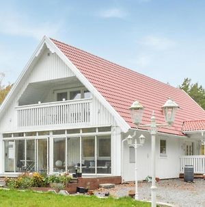 Beautiful Home In Djurhamn With 4 Bedrooms Exterior photo