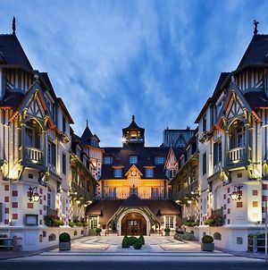 Hotel Barriere Le Normandy Deauville Exterior photo