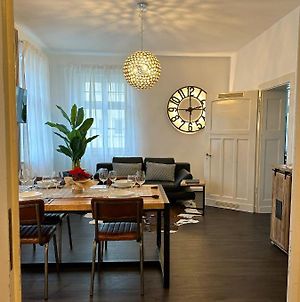 Bee Design Apartment + Zentral + Kuche + Parken Wetzlar Exterior photo