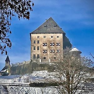 Schloss Moosburg Gastehaus Hotel Exterior photo