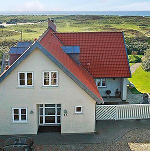 Comfortable Cottage In Bl Vand With Private Pool Blåvand Exterior photo
