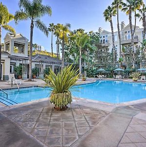 Serene Irvine Retreat With Heated Pool Access! Appartement Exterior photo