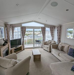 Beautiful Luxury Caravan Haven Littlesea Sleeps 6 Hotel Weymouth Exterior photo