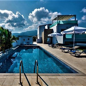 Xenos Villa 4 With A Private Pool Near The Sea Tigaki Exterior photo