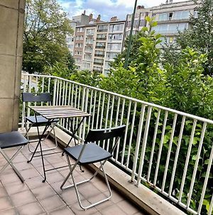 Spacious Apartment Next To Parc Du Cinquantenaire Brussel Exterior photo