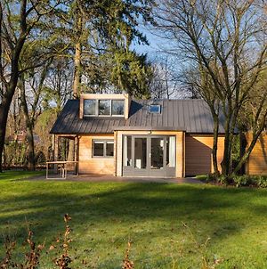 Stylish Holiday Home In Soesterberg With Private Garden Exterior photo
