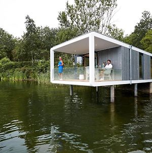 Beautiful Holiday Home Above The Water, In A Holiday Park In Limburg Maasbree Exterior photo