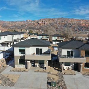 Beautiful New 3 Bedroom Vacation Home In Hildale Exterior photo