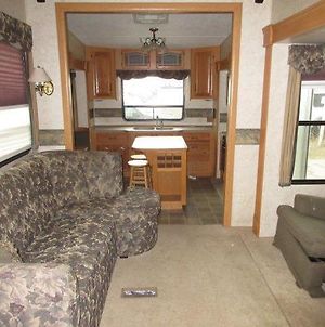 Entire High End Rv - Fully Furnished Hotel Midland Exterior photo