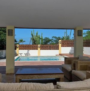 Private Peaceful Paradise On One Happy Island Villa Oranjestad Exterior photo