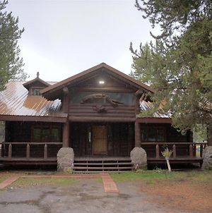 The Moose Bunkhouse Villa West Yellowstone Exterior photo