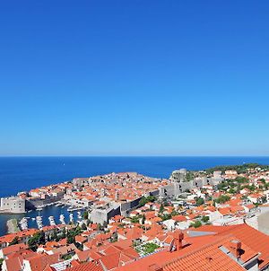 Apartments Near Old Town Dubrovnik Room photo